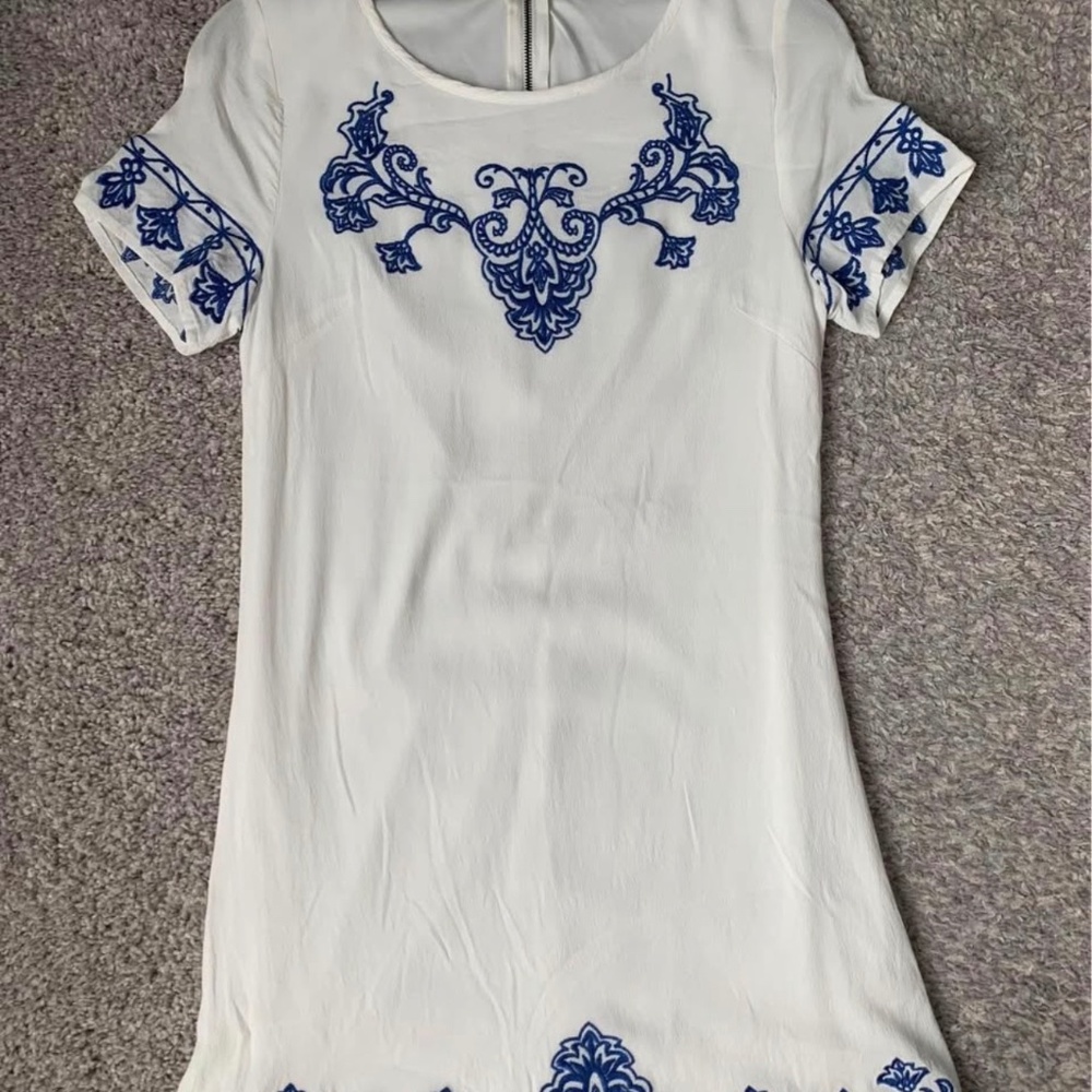 Lulu’s Tale to Tell Blue and Ivory Embroidered Dress